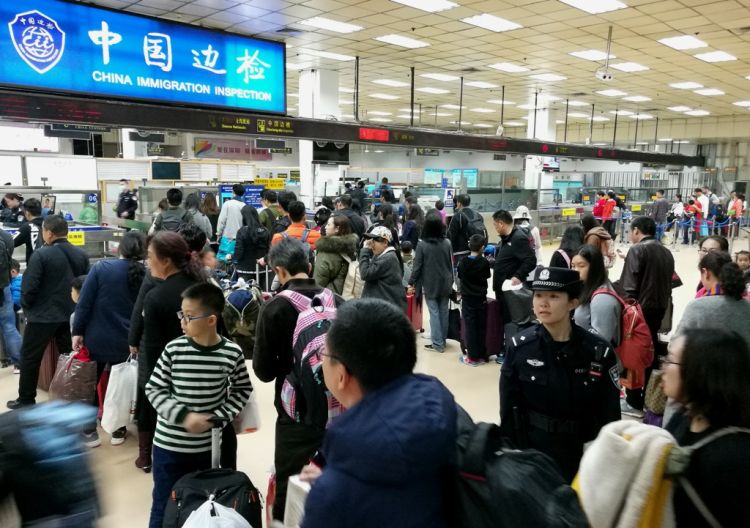 广州机场深圳福田口岸接送